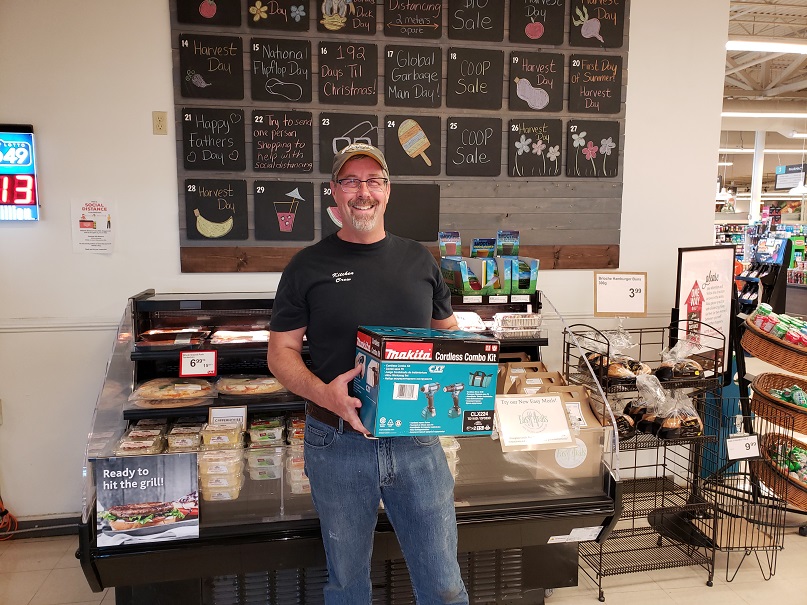 YKCOOP's tweet image. Thank you to Ian for playing Fuel up to Win 2020 and congratulations on winning the Makita 12volt Drill and Impact Driver kit! 
#fueluptowin #coopcrs