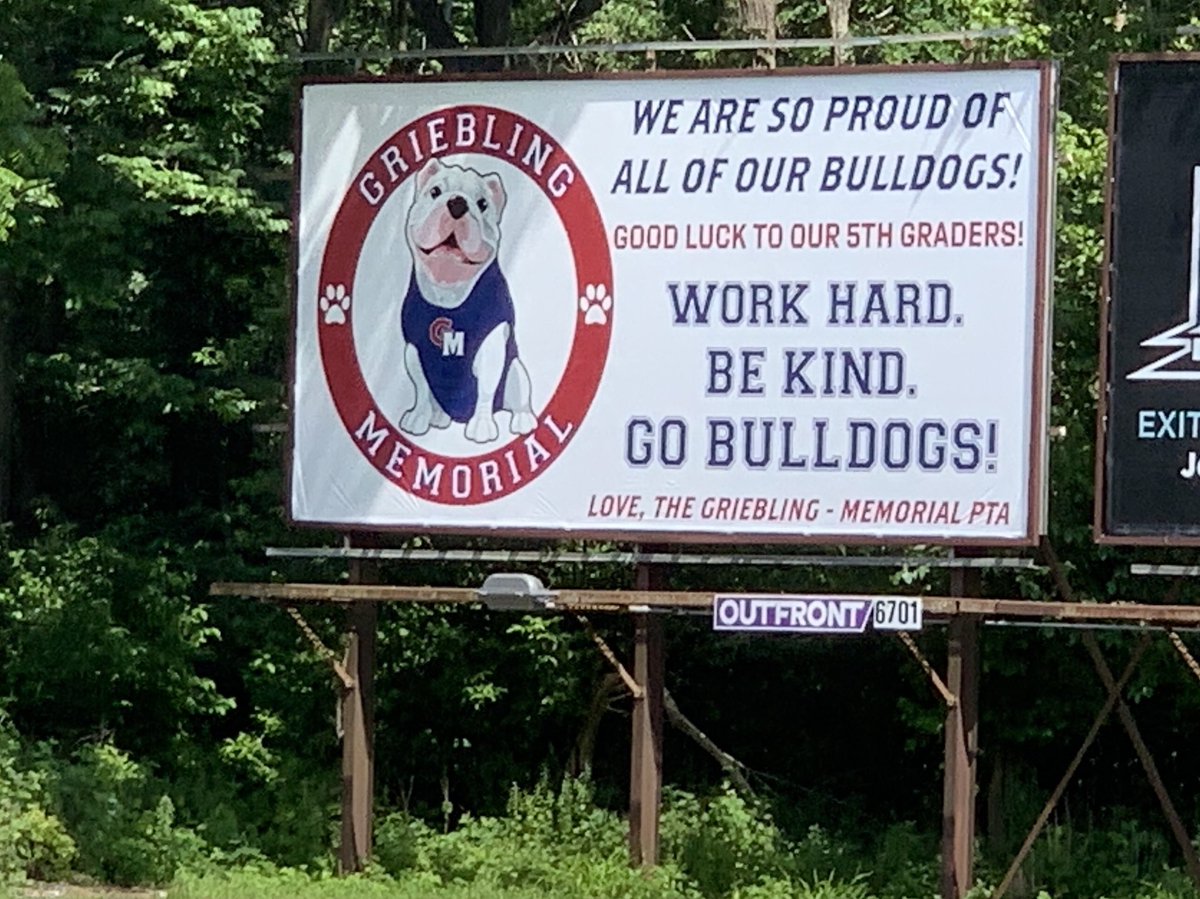 HowellMemorial's tweet photo. How cool is this? Bulldog families, go check out our bulletin board courtesy of our awesome PTA! On the Northbound side of route 9 (but visible from Southbound) right after Wyckoff Road. Thank you @jvalen75 and our PTA! #BulldogStrong https://t.co/nBXfx4rzC2