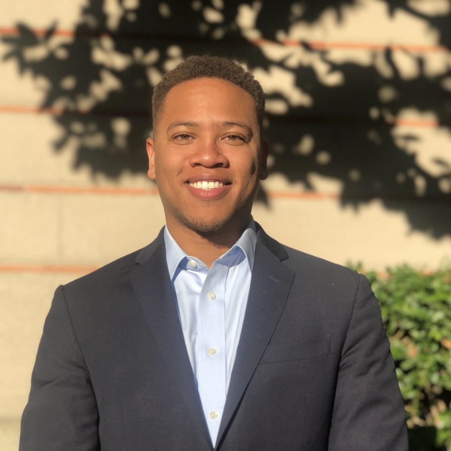 UCDavisLaw's tweet photo. This fall, @UCDavisLaw grad and MLK Service Award recipient Evan Reid '20  will do what he set out to do when he came to law school: work on death-penalty and other appellate arguments in the South. Evan won a prestigious @eji_org legal fellowship. Story: https://t.co/LldnB1ONWN https://t.co/mSW2rP8IRL