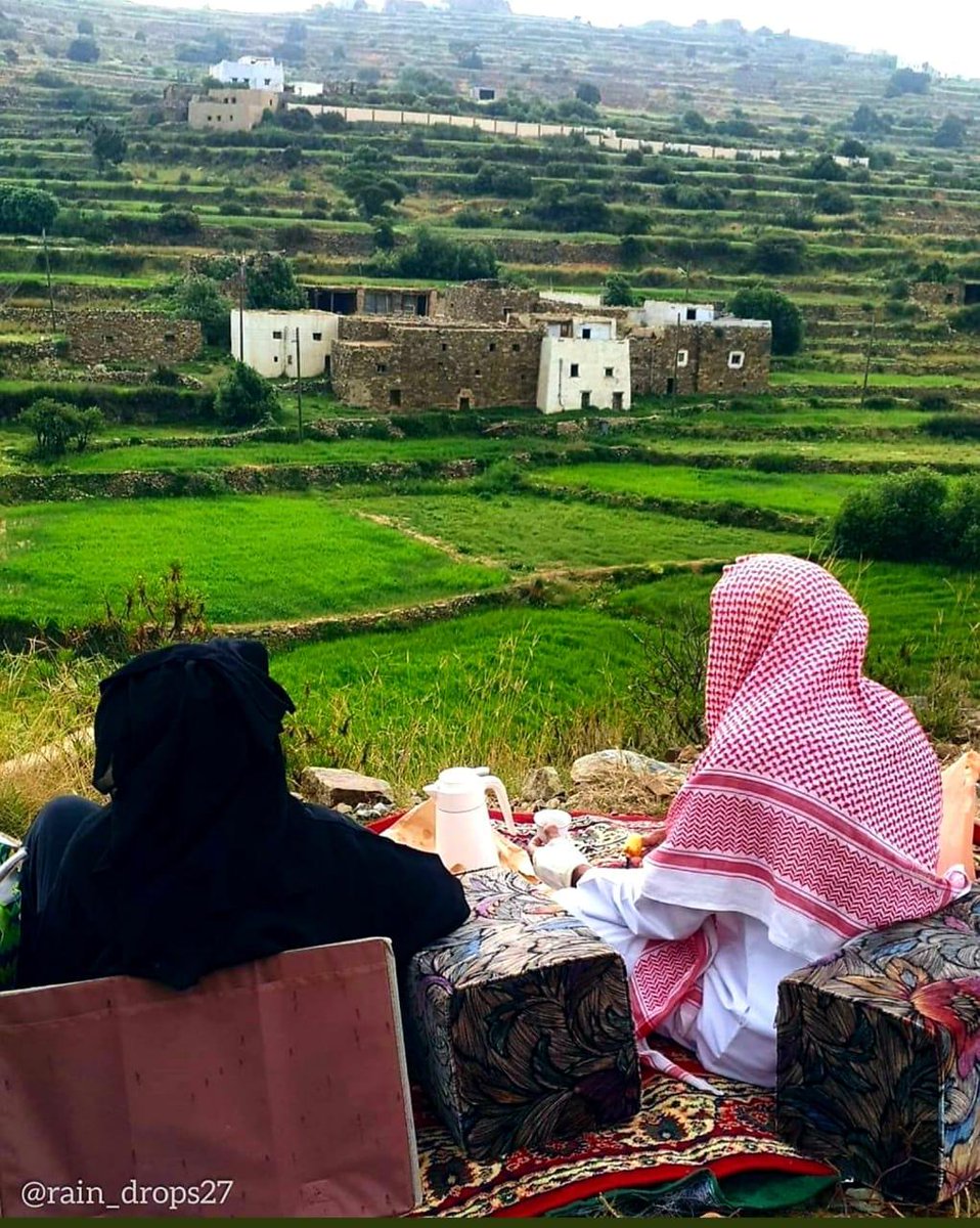 KSAinENG's tweet photo. A picnic in the picturesque, green nature of a rural area in Asir, south of Saudi Arabia.

#SaudiArabia
#KSAinallLangs https://t.co/HGRxjsqsti