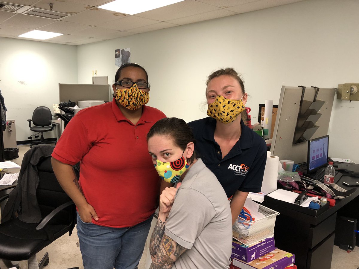 Huge thanks to <a href="/SewFaceMasks/">SFMP #MutualAid PPE & caps ‘20-21 AirQuality'22</a> for donating 50 masks for our staff! Animal care is essential and wearing comfortable masks makes all the difference ❤️