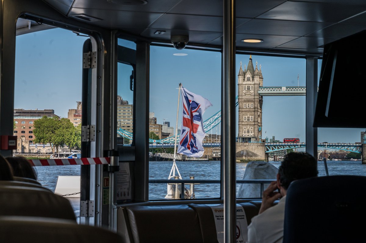 [THREAD]  #photooftheday 23rd June 2020: River Bus https://sw1a0aa.pics/2020/06/23/river-bus/