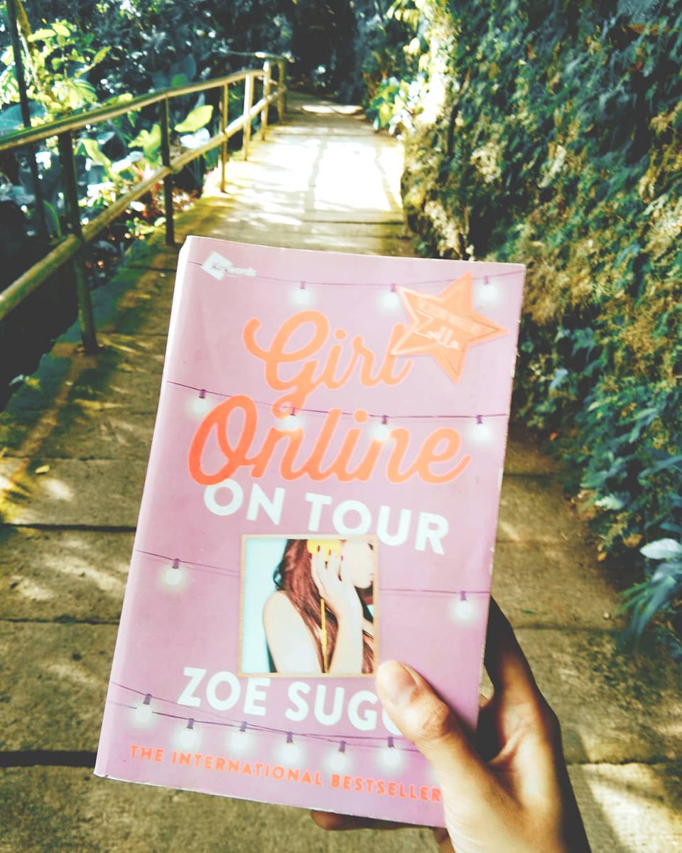 Book #7 - Girl Online: On Tour by Zoe SuggBook #8 - This Song Will Save Your Life by Leila SalesI think out of all the books that I've read this year so far, these two are the most underwhelming. I only finished reading them because I've already invested so much time.