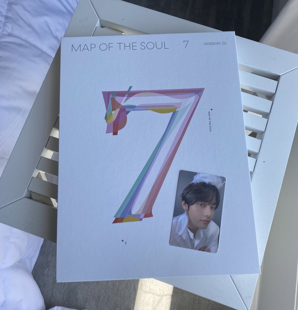 y9ungjae's tweet image. hi guys i’m stupid and accidentally bought an extra mots:7 album way back in february so i’m gonna do a giveaway for it !! it is version 1 and has a taehyung pc !!!

rules
-mbf 
-like &amp;amp; rt this
-ends july 14
-i’ll pay for shipping
-thats it ! good luck &amp;lt;3