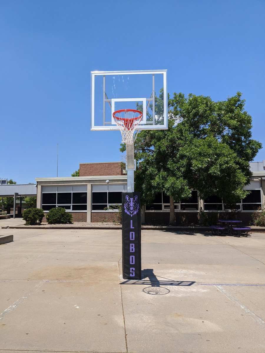 mehrandahmed's tweet photo. New basketball hoops at South! Hopefully we can bring back our Lobo Nation for a socially distant game of horse! Bring your own ball! #wearesouthstrong #unitethepack https://t.co/5DTWRq0oz9