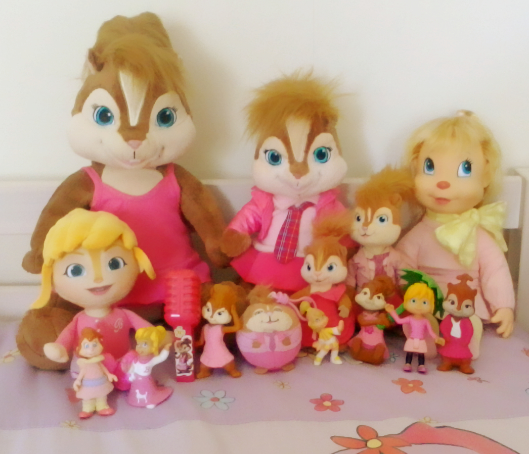 Chipettes_Rule's tweet photo. My friend @desmondwinborn4 inspired me to take these pictures!
@officialalvinnn @AlvinMovies
#AlvinAndTheChipmunks #Collector #Plushies #Dolls #Figures #TheChipmunks #TheChipettes #Collection #AATC #AlvinAndTheChipmunksCollection #AlvinAndTheChipmunksCollector #Vintage #Retro' https://t.co/i5TqGkkQW8