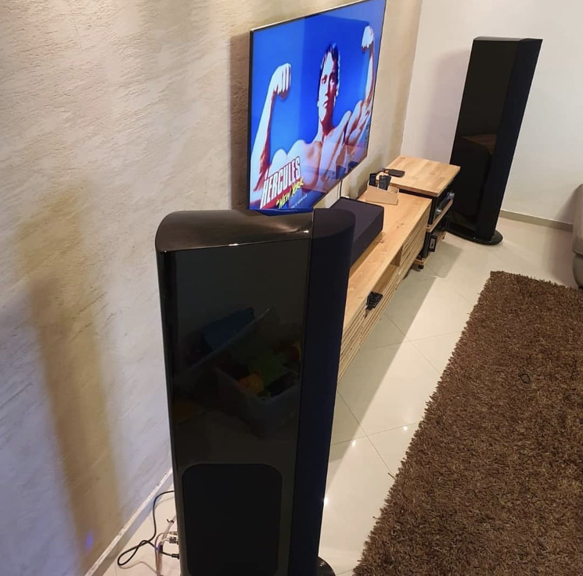 GoldenEar tweet media