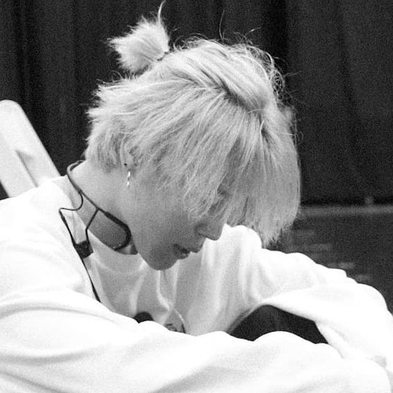 Jimin - Black and White #JIMIN    #지민    #방탄소년단    @BTS_twt