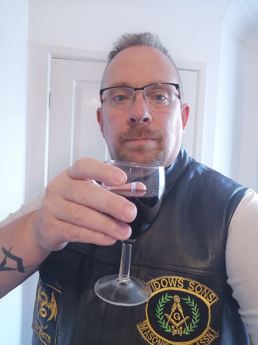 Seanbiggins_'s tweet photo. #absentbrethren @PGLSomerset #widowssons #wyvernchapter https://t.co/zRCjL33kEN