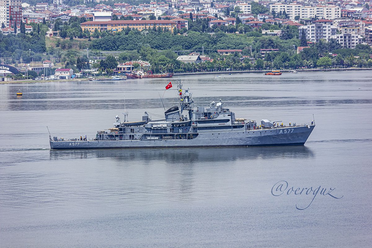 OguzEroguz1's tweet photo. #TurkishNavy 's training ship #A577 #TCGSokulluMehmetPaşa (ex. #GermanNavy's #RheinClass A69 Donau) #gölcük https://t.co/QEEJyz02F1