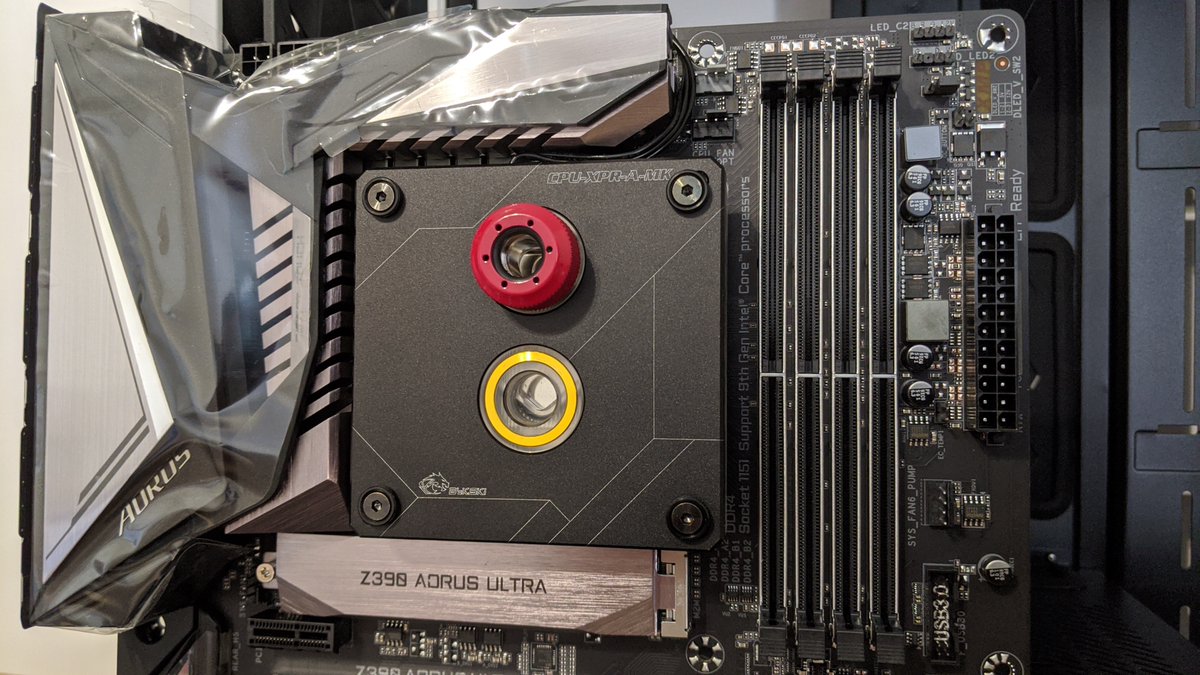 RoninMechaWorks's tweet image. Decisions, decisions...  Which @bykski_us CPU water block should we go with for the @AorusOfficial Z390 ULTRA motherboard on the @HITCOMMAND Base station build?

#HItCommand #AorusOfficial #PCBuild #SponsoredBuild #Intel #IntelGaming #roninmechaworks #watercooling