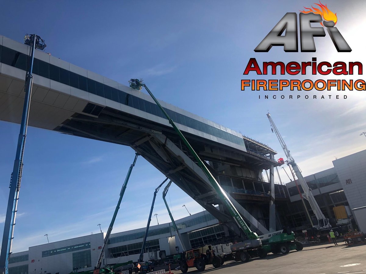 AFireproofing's tweet image. 🔥#TransformationTuesday Progress shots of our guys working on the @flySEA pedestrian bridge this past week. #fireproof #fireproofing #sprayappliedfireproofing #seatac #airport #fireproofingcontractor #dailyconstruction #constructionlife #isolatek #carboline @carboline @Isolatek