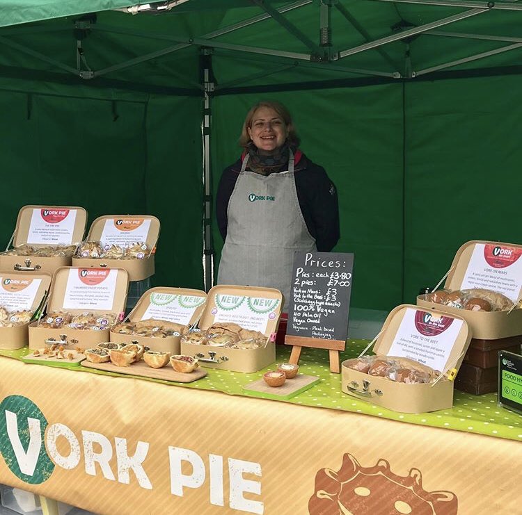 8Tasteful's tweet photo. Supplier #8 @VorkPie Sophie has been making vegan pies since 2014. All handmade. All 100% vegan.These pies are that good they have won awards at the The British Pie Awards! Perfect for your vegan Sunday lunches!
#veganpies #palmoilfree #veganfooduk #ukvegans #tt8 #shoplocal https://t.co/FKCconiMQY
