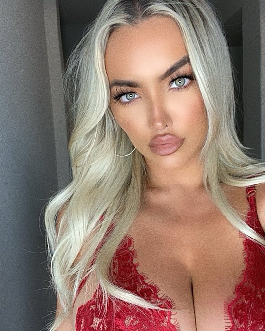Saying hey 💋 https://t.co/0HWu6Hc2GB https://t.co/DqZsw7rg9E<a href="/tag/dogmomduties"class="tags"><span>#dogmomduties</span></a>