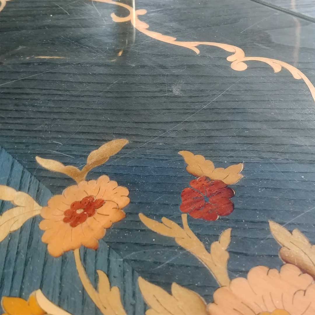 MyBarCart's tweet photo. RT @CommForklift: #barcart envy! Check out the #brassaccents and beautiful #inlaidwood. I love the blue color and high gloss finish as well. It’s listed on #CommunityForklift Marketplace! https://t.co/NLMRSuH9yz
#barcartdecor #barcartstyle #marquetry #g… https://t.co/28FRZf1rJ2