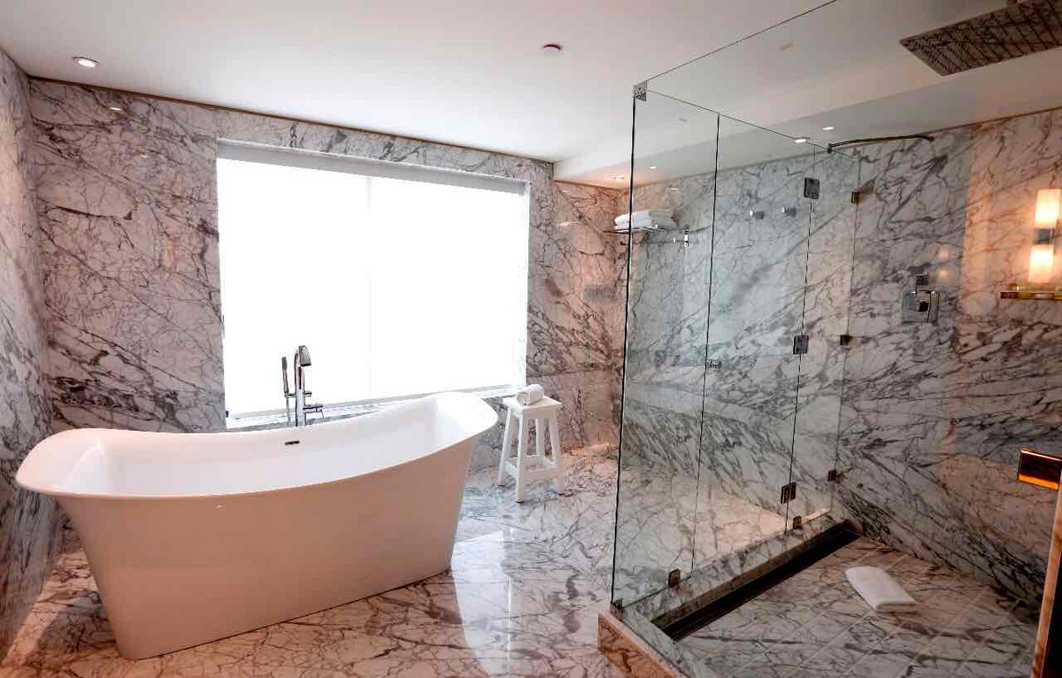 Panamericano Buenos Aires se ubica entre los mejores #hoteles #5estrellas de la #Argentina, con servicios de excelencia a todos los #pasajeros en la ciudad de #BuenosAires #vivipanamericano #hotel #5estrellas #alojamiento #luxury #QuedateEnCasa #SeparadosPeroJuntos