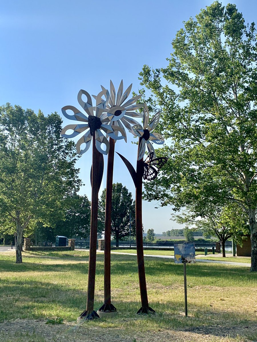 Get out and enjoy the beautiful weather and some art! #Upstreamfromordinary #RiversideTrails #RiversideParks ☀️🌳🦋