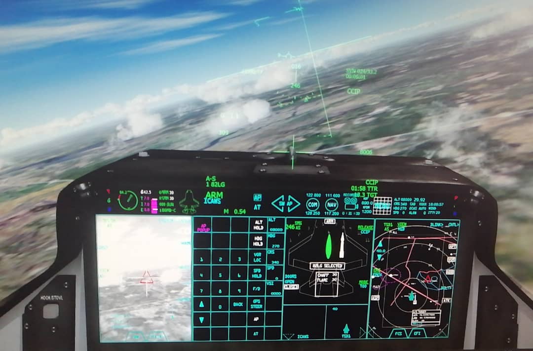 FLOANVirtual's tweet photo. #F35BCombatReady ✈⚔ Vuelo de nuestra #NovenaEscuadrillaVirtual 🇪🇸 (Semana 4/4) en #MCASBeaufort (#KNBC) &amp; #USSAmerica (#LHA6) &amp; #TownsendBombingRange 💣🎯 #SouthCarolina &amp; #Georgia 🇺🇸), donde nuestros pilotos 🐍04, 🐍05, 🐍78 y 🐍80A, se adiestran en el vuelo en #IVAOUSA 🇺🇸 https://t.co/XU7nZ5wDQ9