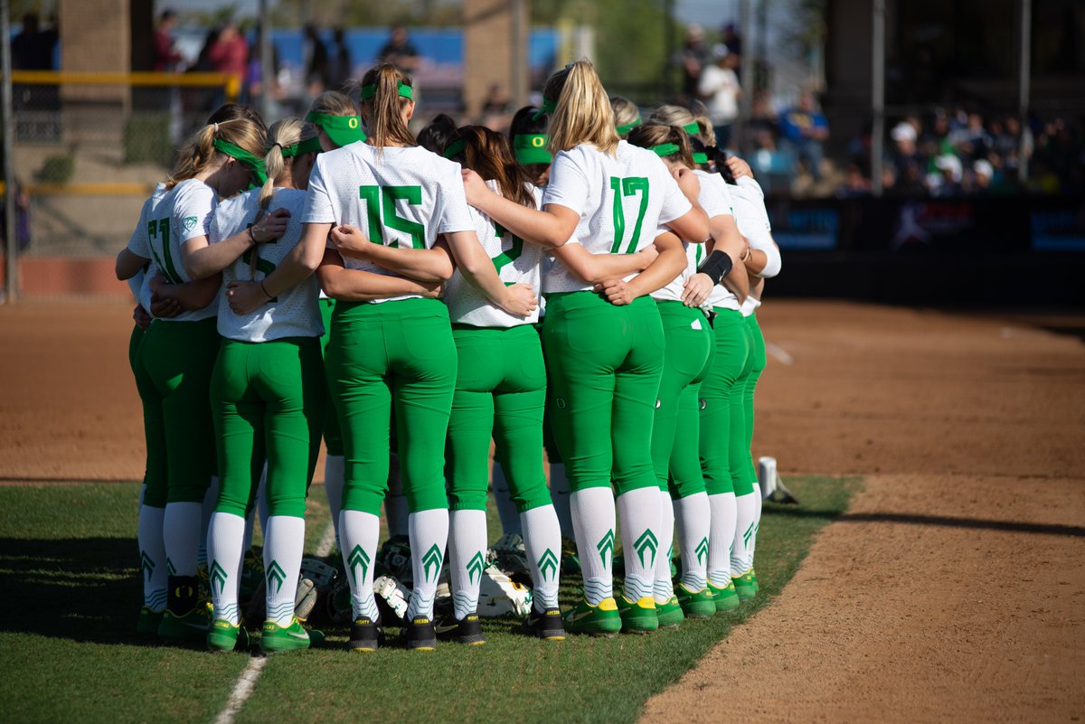 OregonSB's tweet photo. Today, we celebrate 4️⃣8️⃣ years of #TitleIX.

#GoDucks https://t.co/K98a5xvGxP