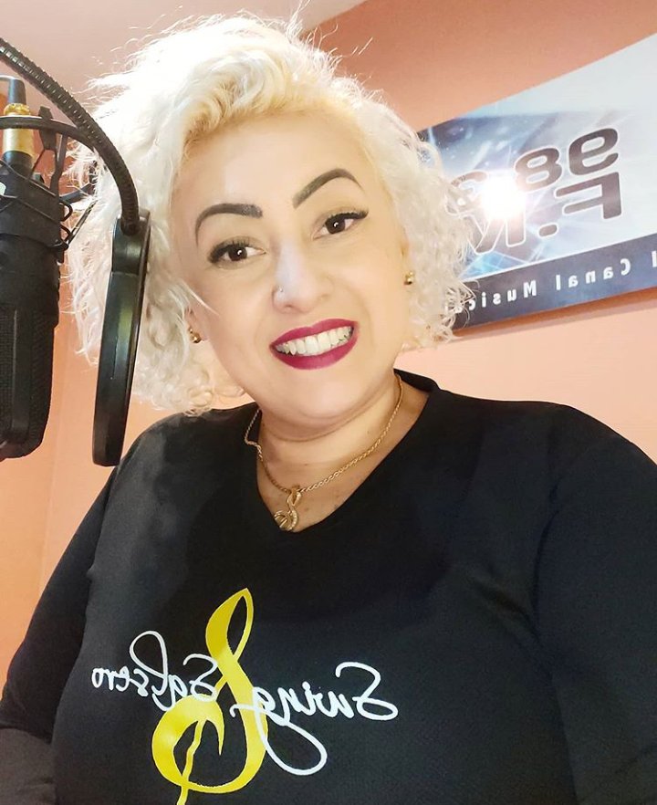 fmradiocanal's tweet photo. Al Aire en conexión Regional
#SwingSalsero con Fanny Campos la Catira de la Salsa
#CircuitoFiesta #FmCenter
Para Venezuela y el Mundo https://t.co/7OuNuyu7jN #EscuchalaRadio https://t.co/52iPeXr5kH