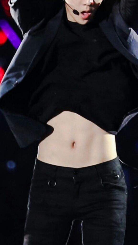sehun's waist; a thread   —  for your decaying souls