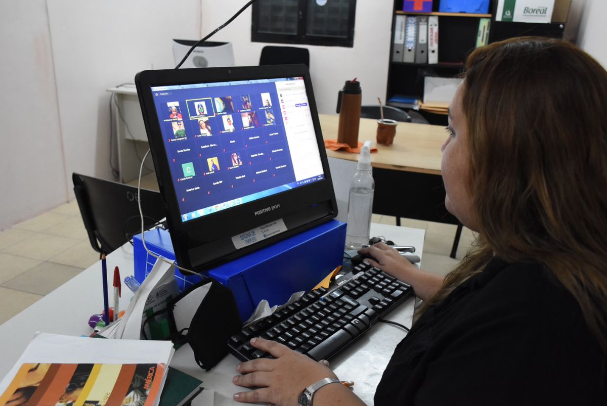 Más de 900 personas se capacitaron virtualmente a través de la <a href="/OEmpleoCtes/">Oficina de Empleo Corrientes</a>, pionera a nivel nacional en aplicar esta modalidad 📲 Los cursos corresponden al programa 'Jóvenes con más y mejor trabajo' del @MinTrabajoAR.