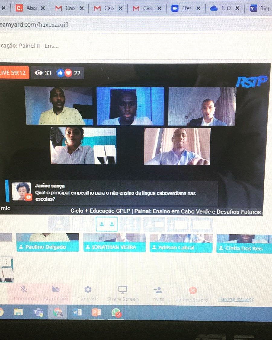 AnaximandroMon1's tweet photo. #Cabo Verde O Futuro do Ensino https://t.co/2zNRk1OiD7