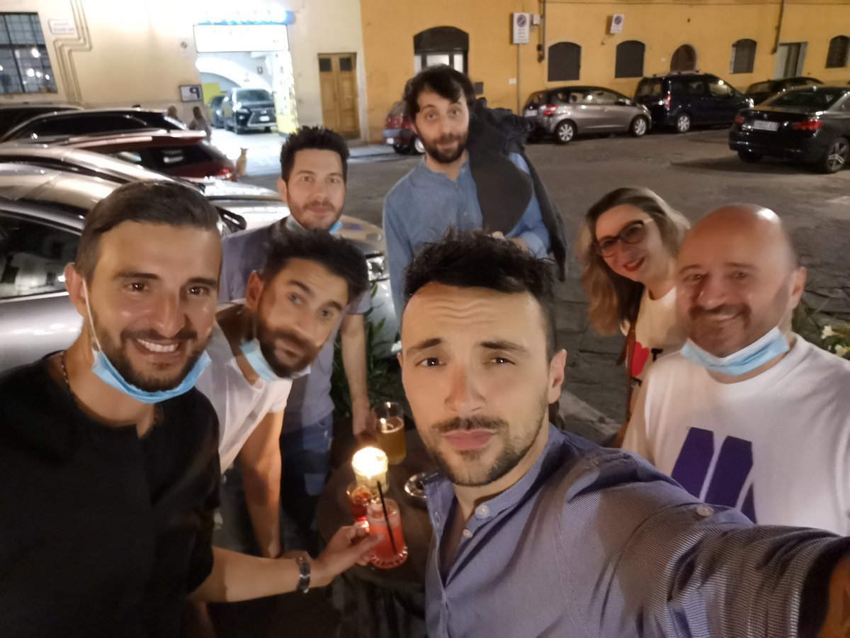 Bella gente e dove trovarla

<a href="/Official_Prat/">Andrea Pratellesi</a> <a href="/D_Tirinnanzi/">Daniele Tirinnanzi</a> <a href="/Andre_Capretz/">Andrea Capretti</a> <a href="/magicmommi/">Tommaso Fabiani</a> <a href="/FabioRusso985/">Fabio Russo</a>