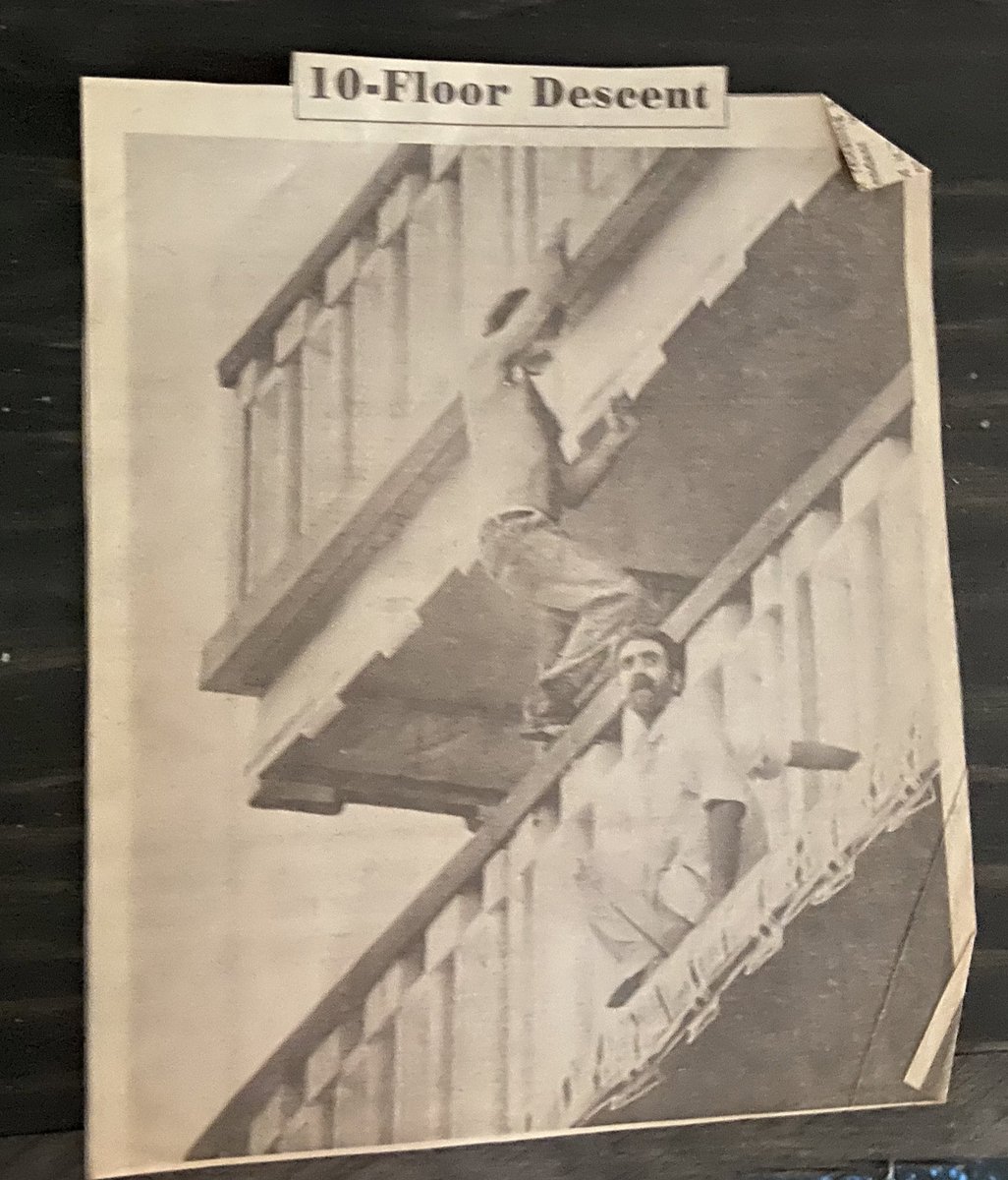 atarpley1716's tweet photo. @robenfarzad @OgleConnie @MiamiBookFair @BooksandBooks @MIAMIPOLICEVETS @jorgevaldesphd The original article from the Miami Herald...... https://t.co/WMhp2Qc8ev