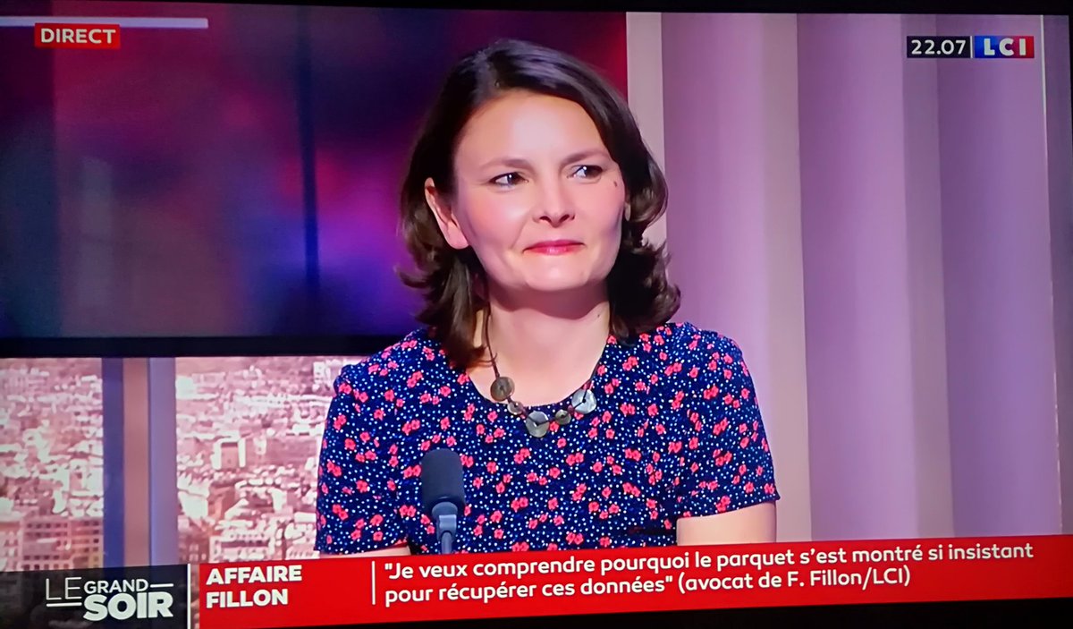 _EvaSas's tweet photo. "Plus les riches s'enrichissent plus ils ont une propension à épargner et non à consommer. Les études du FMI montrent que les inégalités nuisent à la prospérité. Ce qu'il nous faut c'est une meilleure répartition des richesses." #EELV #LCI https://t.co/fGLPNTOl7y