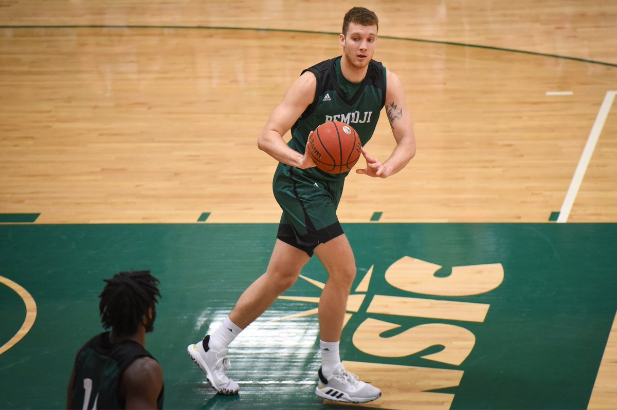 BemidjiSports's tweet photo. Bemidji State mourns the death of basketball player Kaden Hart https://t.co/ueKkDGH5Ft https://t.co/r2TzZyGWbF