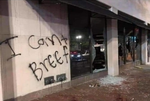 CountDankulaTV's tweet photo. I CANT BREEF https://t.co/oz4RxvPyCW