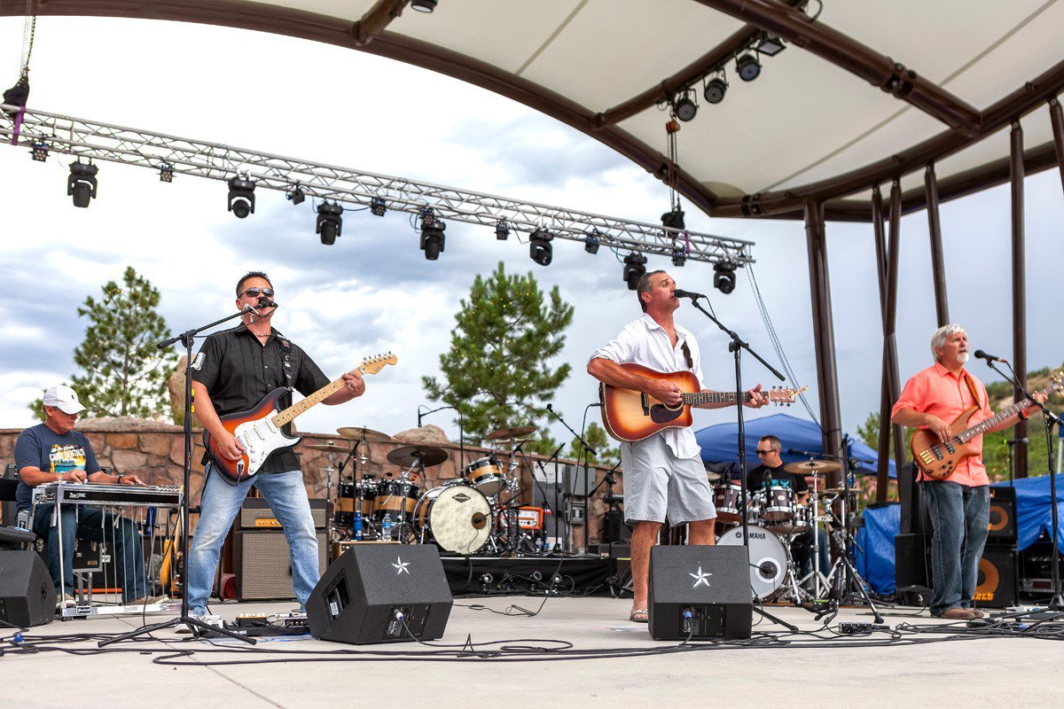 sixstringjc's tweet photo. John Saunders Band
@JSaundersBand
THROWBACK from last year's Summer Jam in Castle Rock CO!!  Thank you town of Castle Rock!!  See you again soon!  Photos courtesy John Sadler. https://t.co/cDB7pyQCUy  #jsaundersband #CastleRock #SummerJam2019 #johnsaundersband https://t.co/NsSueJoD5V