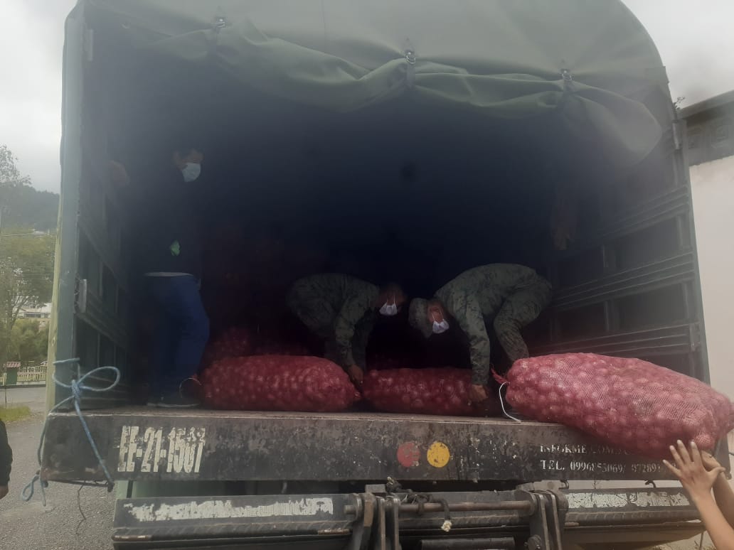 Fuerzas Armadas del Ecuador tweet media