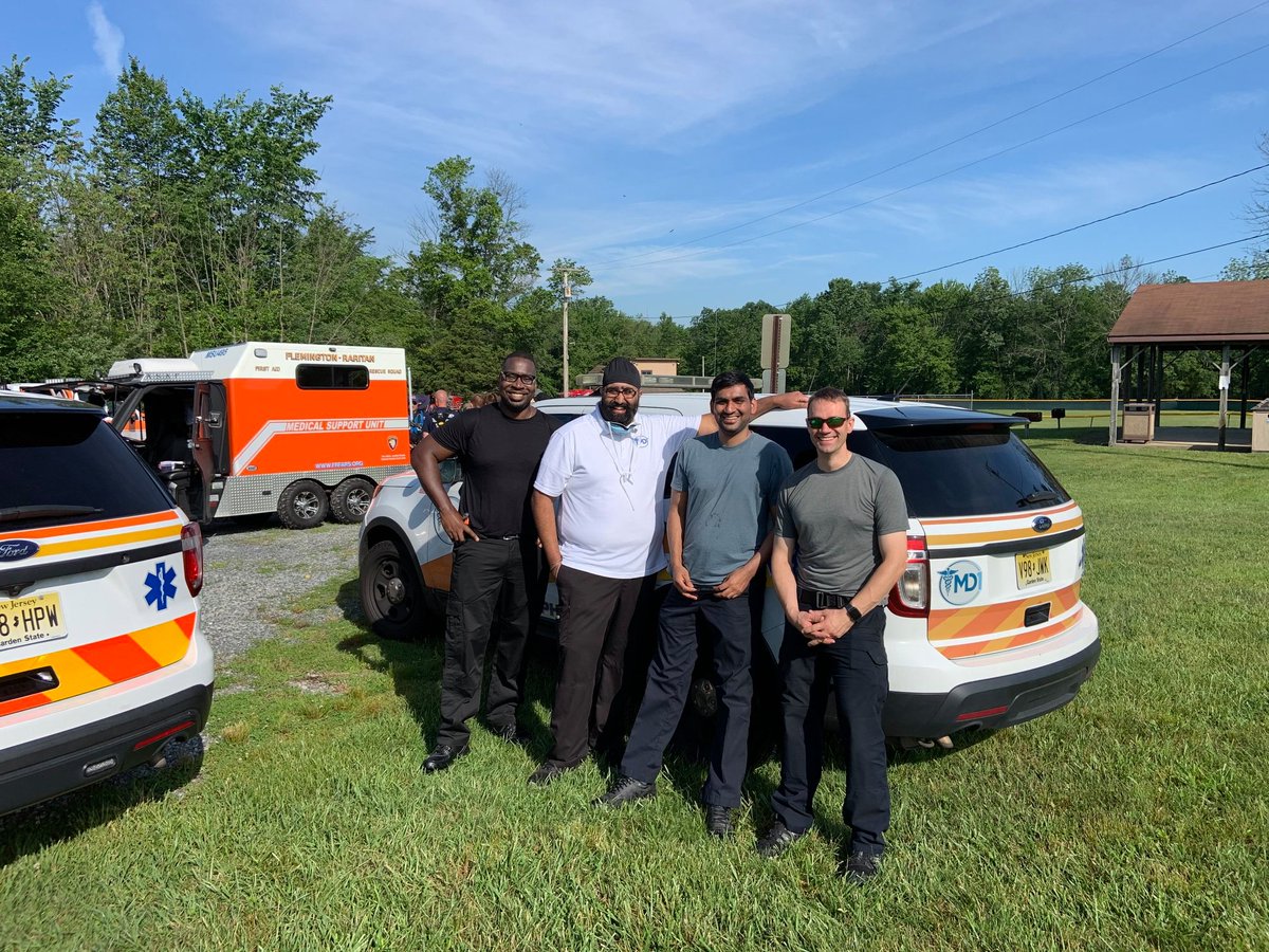 MD1Program's tweet photo. MD1 Program provided #medicalsupport to the Hunterdon County Technical Rescue Task Force at their rope rescue training exercise this past weekend at Goat Hill Overlook in West Amwell Township.
#MD1 #md1program #training #partnerships #savinglives #rescue #emergency #taskforce https://t.co/NzyEb5ytLb