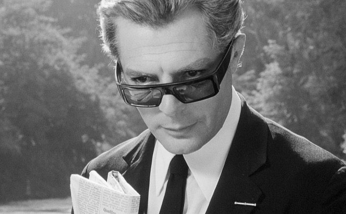 LostInFilm's tweet photo. Stylish sunglasses.

Mastroianni / Bardot / Delon / Deneuve https://t.co/XBNV8ErX11