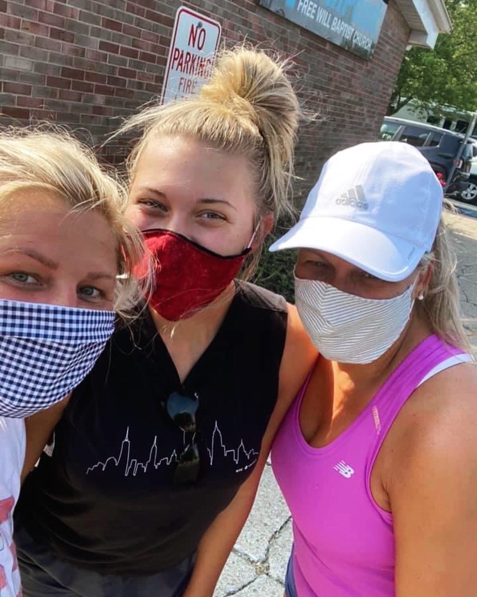 Beth Parlato tweet media