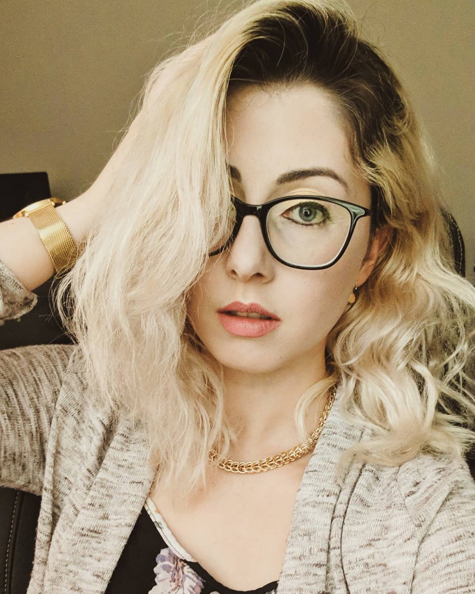 allisonflowerrs's tweet photo. ✨💛 𝓛𝓸��𝓮 𝔂𝓸𝓾𝓻𝓼𝓮𝓵𝓯  💛✨ https://t.co/GqcTJoTzx9