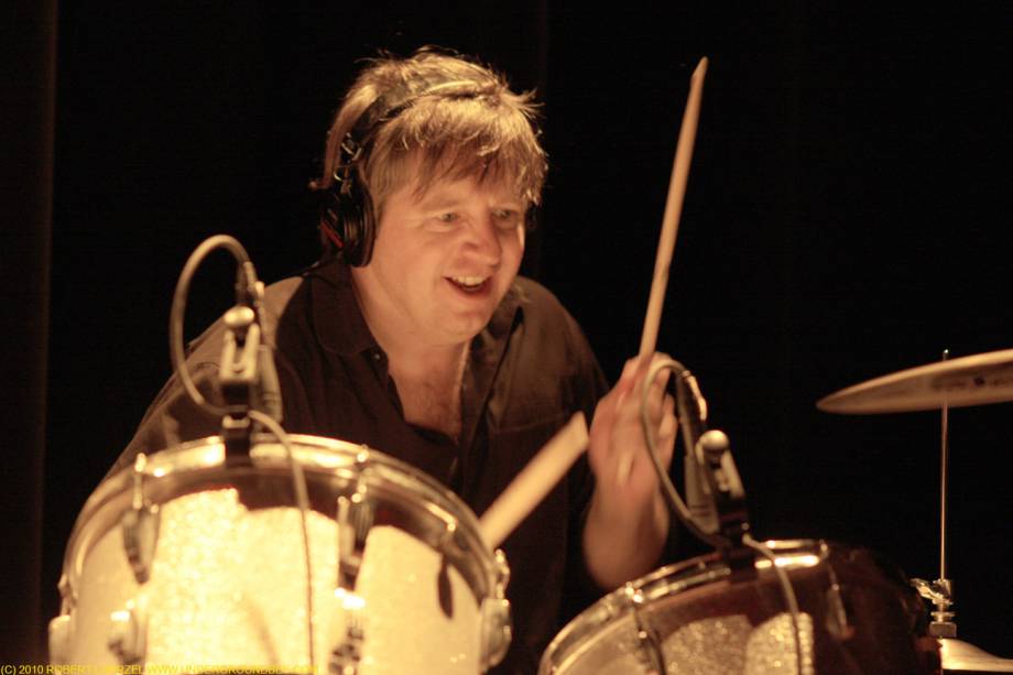 Happy birthday Steve Shelley! 