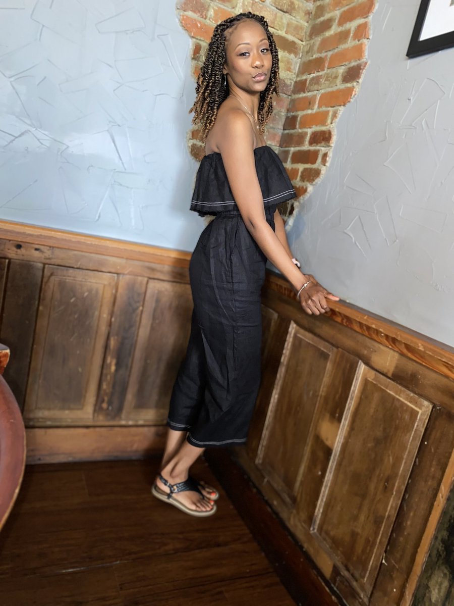 Oh_So_Darlin's tweet photo. Cheers to 34 years around sun! π₯³π I'm grateful God has blessed me to see another year & that His love for me never fails. ππ½ Thanks to everyone for the birthday wishes & love shown in every way possible. My heart is full!! π #BirthdaysAreForCelebrating π #CheersTo34Years π https://t.co/FTmfFTyieN