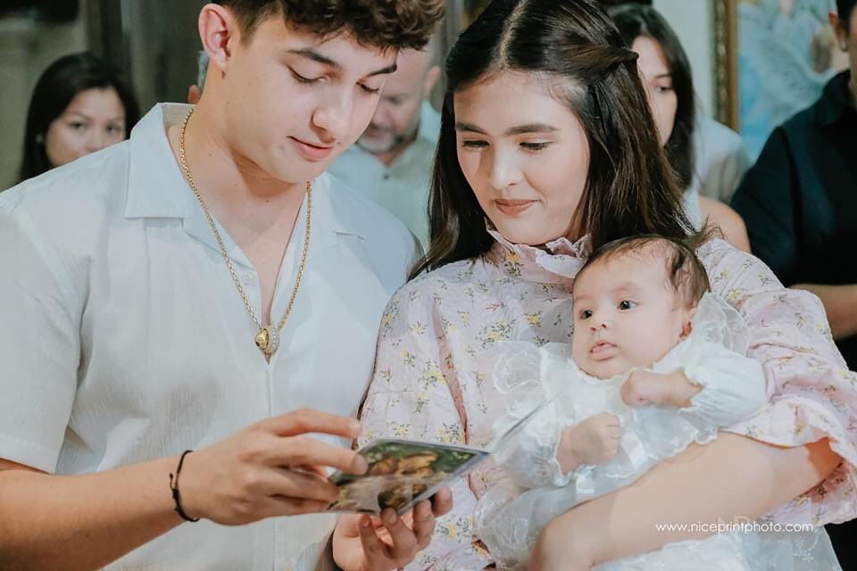 theSOFIAbellas's tweet photo. Sarap sa eyes 👨‍👩‍👦🥰❤️
God bless your fam 🔥💯 @iamsofiaandres 😍 https://t.co/r2rPg9Ffsa