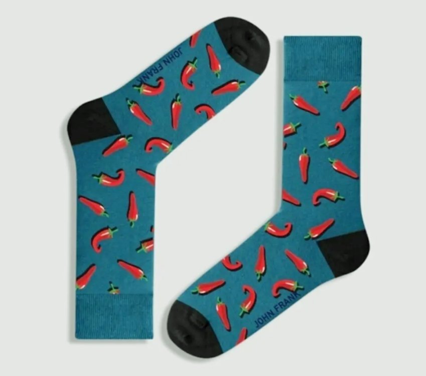 TrendyCorap's tweet image. #SocksofDay #SocksofWednesday #GününÇorabı #Çarşamba #JohnFrank #ChiliPepper #Socksitme #sokken #Calzedini #Chaussettes