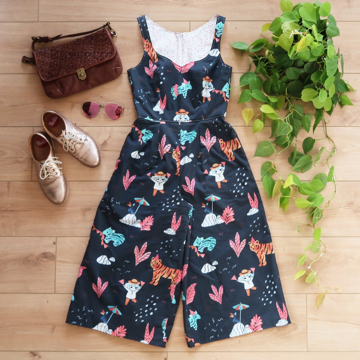 lovesoupstudio's tweet photo. Awhile ago I designed fabrics for https://t.co/COZIBplpcr and now they are available as skirts, dresses and jumpsuits! If you love hidden pockets and ehtically made slow fashion, check them out!  💖 https://t.co/vWPWk50do0
