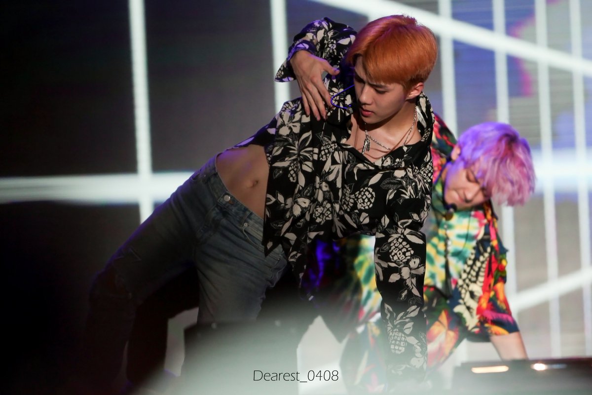 sehun's waist; a thread   —  for your decaying souls