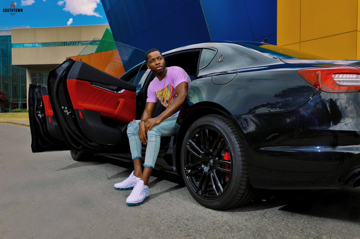 Southtown_'s tweet photo. “ISSA ISSA WHOLEEEEE VIBE”
Shooting BTS of @jclancy_ybg Music Video “Whole Vibe” coming soon. 📸: @southtown_
#YBG
#InnerCityKid
#streamonallplatforms
#jclancy
#Maserati
#btsphotoshoot
#TheSouthTownExperience https://t.co/RbiFnLRjPw
