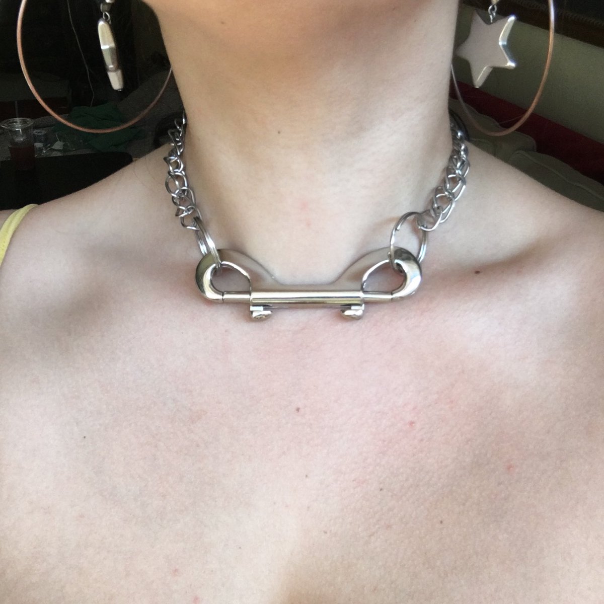 doodlybish's tweet photo. New double clip hardware choker🖤 $22 shipped! :-) https://t.co/ks40RwL54b