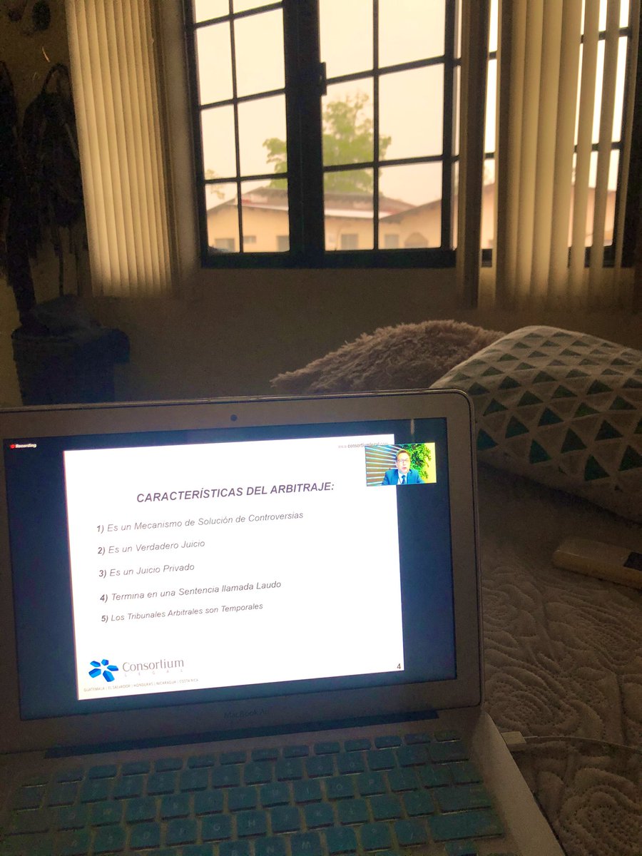 julyssamedina's tweet photo. Seguimos con el modulo para socios HYA @hyahonduras impartido hoy por el Abog Ulises Mejia. Gracias a @LexincorpCA y #ConsortiumLegal 
#CulturaArbitral #HonduranYoungArbitrators https://t.co/aVLyXUhOpt