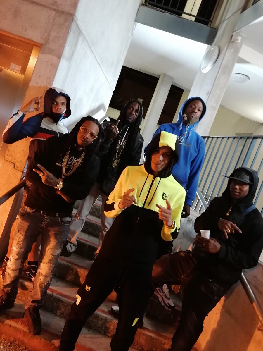 Tency_971's tweet photo. @TiitofSparta @Jozii_Tarpez @SticklyMMG @apodmg #tgayo🔥 https://t.co/5EBdRrp5IT