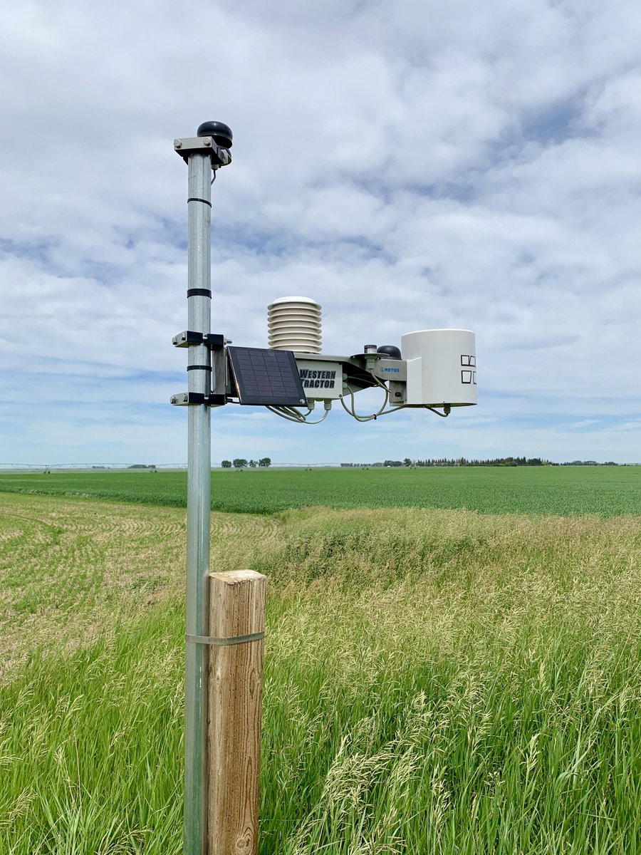 AdrianHochstet1's tweet photo. Installing another Pessl Weather Station @metos_austria ahead of the rain that is forecasted for later this week. @Westerntractor #iMetos #Pessl https://t.co/0Rp0ZT8O8B