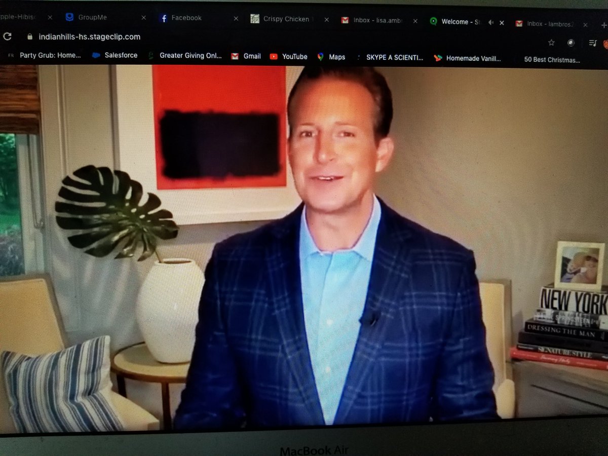 ihhsptso's tweet photo. Thank you, @ChrisWragge for sharing words of wisdom with Indian Hills & Ramapo High Schools graduates today! #BeBrave #CapsOffBraves #IHHSClassof2020 ππ #PoPride ππ€ https://t.co/2L7Oma1M6K